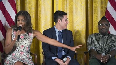 Los Obama ponen a un joven hispano como ejemplo de superación personal