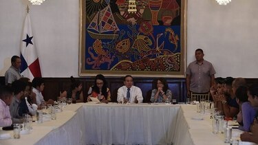 Jóvenes que se oponen a las reformas se reunirán con el Ejecutivo y el Legislativo