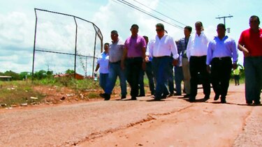Aguadulceños exigen vías y alcantarillado