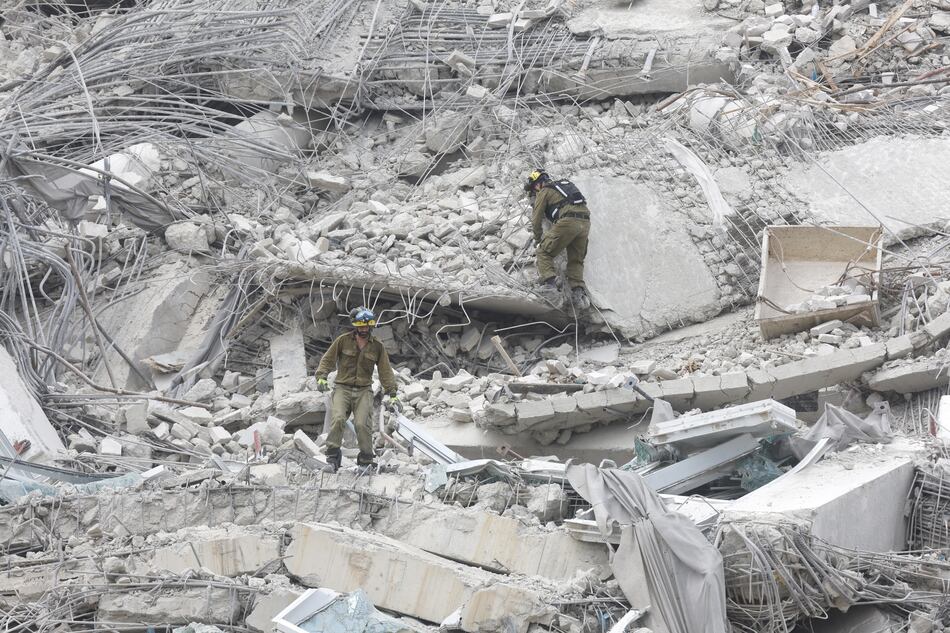 La búsqueda continúa por cuarto día en edificio de Bangkok sin señales de supervivientes