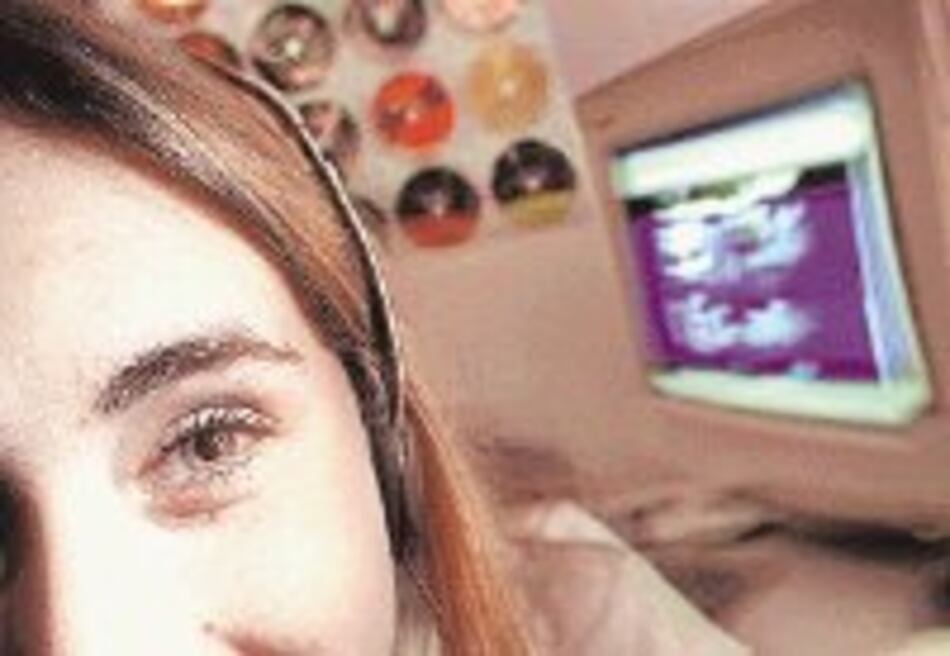 Inician causas a personas por descargar música de Internet