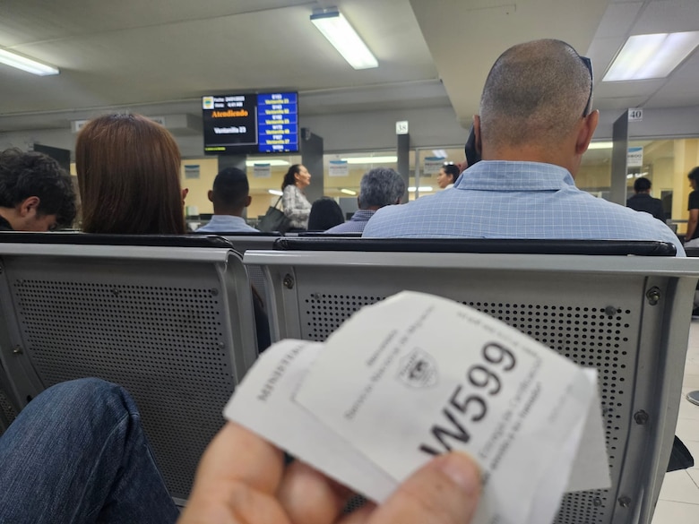 Migración registra gran número de extranjeros por actualización de datos, estos son los requisitos