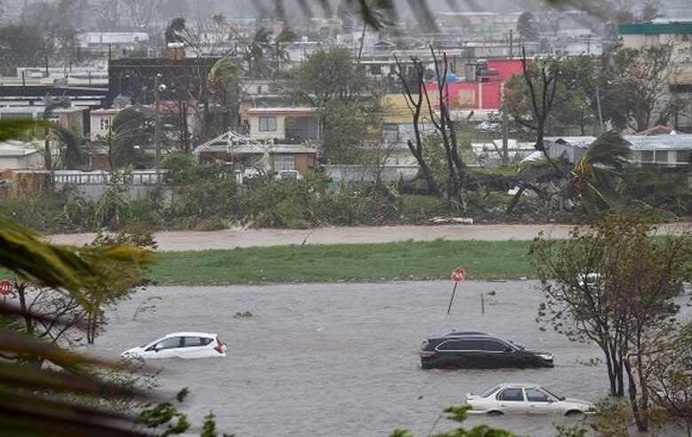 La 'tormenta del siglo' deja devastación 'absoluta' en Puerto Rico