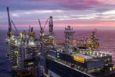 El miedo a la recesión derrumba el petróleo, las bolsas y el euro
