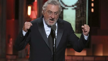 Robert De Niro insulta a Trump y es ovacionado