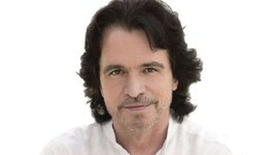 Yanni, músico por oído