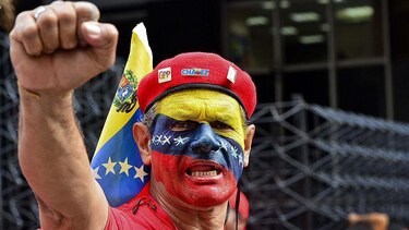 Del antiimperialismo a colaborar con Estados Unidos: cómo se ha ido transformando el chavismo con la meta de preservar el poder