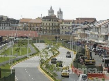 Segunda fase de la cinta costera culminará en marzo de 2011: Suárez