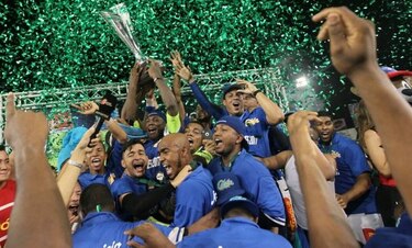 Colón, campeón del béisbol mayor