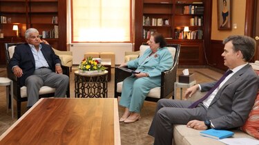 Mulino y embajadora estadounidense dialogan sobre migración irregular, comercio e inversiones