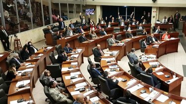 Pleno discutirá conformación de nueva Comisión de Credenciales