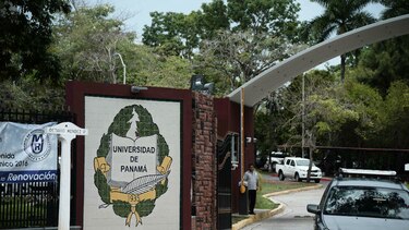 Contraloría entrega al Ministerio Público otras auditorías de la Universidad de Panamá