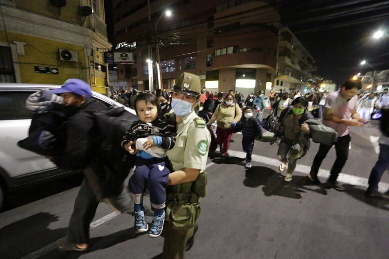 La barrera de la desidia contra los migrantes que buscan volver a su país