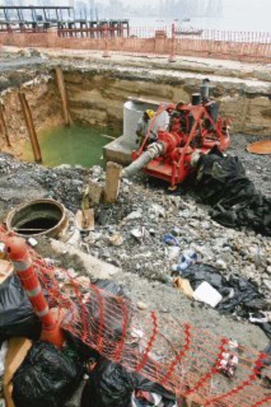 Fallas en el muro del Star Bay Tower