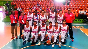 Oro y victorias para Panamá en Honduras