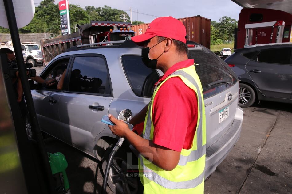 Al menos 100 mil vehículos particulares se han registrado para el uso del subsidio a los combustibles