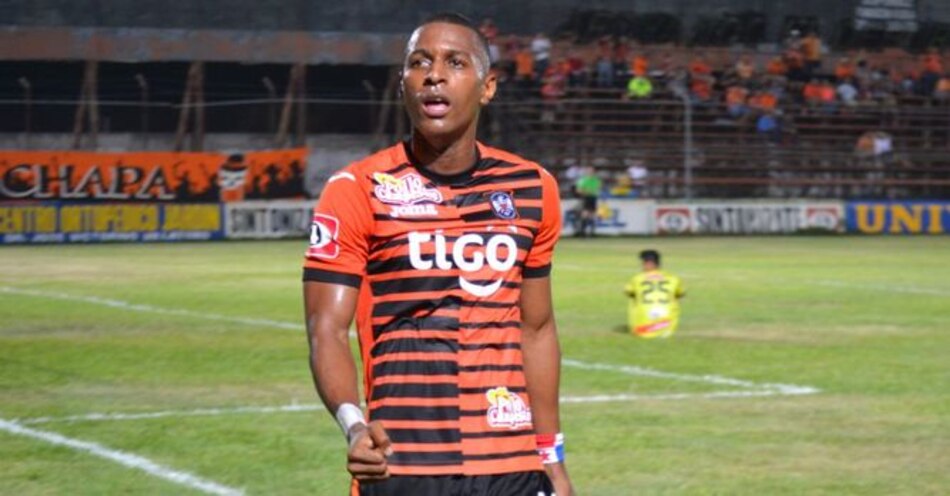 Tensión entre Nicolás Muñoz y el Águila; no seguirá en el equipo