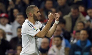 El Real Madrid extiende el contrato de Benzema hasta 2019