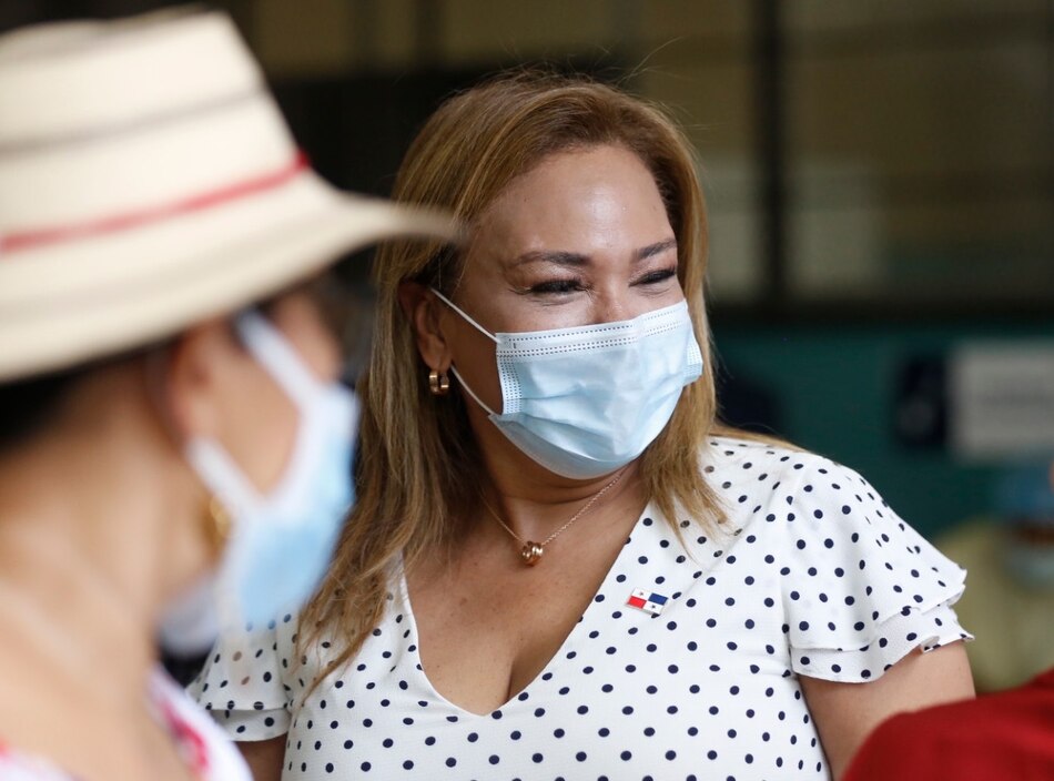 Ministra Eyra Ruiz: la Asamblea Nacional pidió 2,500 vacunas contra la Covid-19