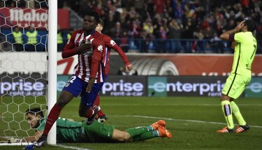 Atlético de Madrid supera al Levante y es líder en España