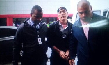 Trasladan a Julio Miller para revisión médica