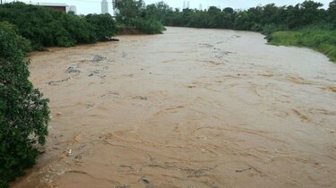 Varios sectores inundados tras las fuertes lluvias