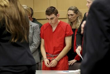 El FBI ignoró la denuncia sobre el sospechoso del tiroteo de Florida