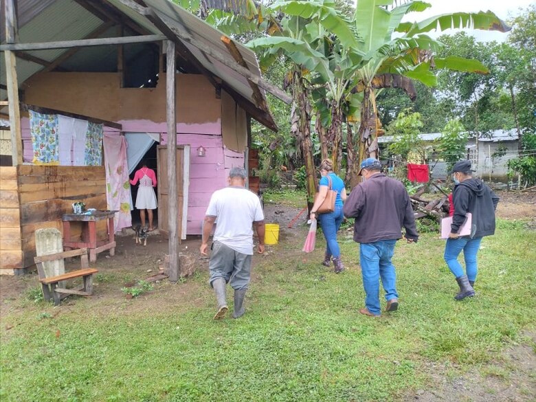 Más de 10 cierres de vías asfixian a las comunidades de Bocas del Toro