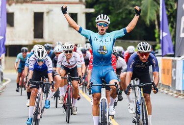 Sebastián Brenes ganó la cuarta etapa; Gabriel Rojas sigue líder en el Tour de Panamá