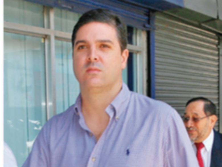 Fiscalía ordena detenciones e indagatorias en caso Blue Apple