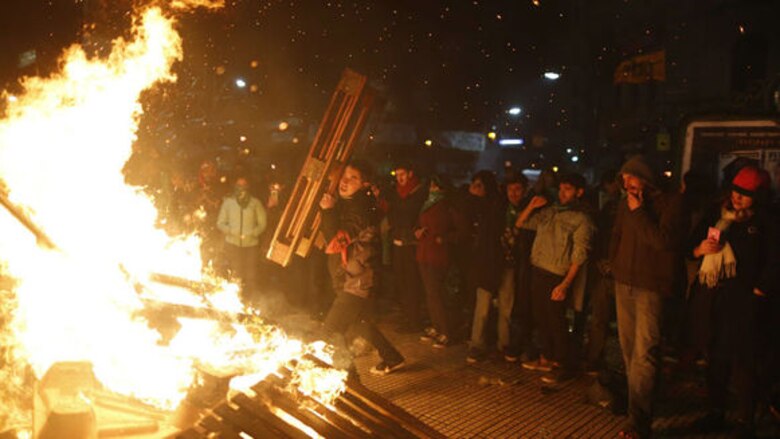 Senado de Argentina rechaza una histórica ley del aborto