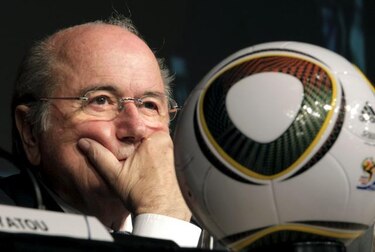 Blatter dice que FIFA quiere el Mundial de Catar en noviembre y diciembre de 2022