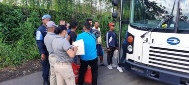 Viaja el último grupo de migrantes venezolanos y cierran albergue temporal de Viejo Veranillo