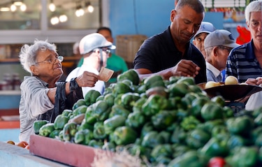 El racionamiento de combustible en Cuba también se siente en los mercados agrícolas