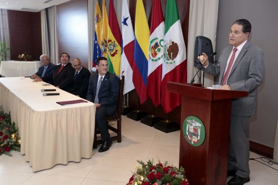 Recuerdan los 187 años del fallecimiento de Simón Bolívar