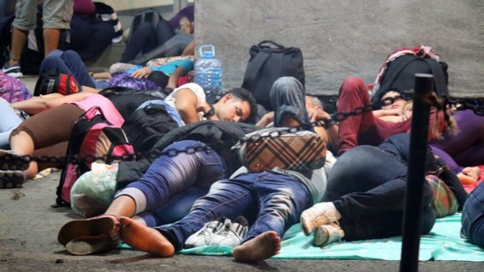 Nicaragua denuncia a Costa Rica por migrantes cubanos