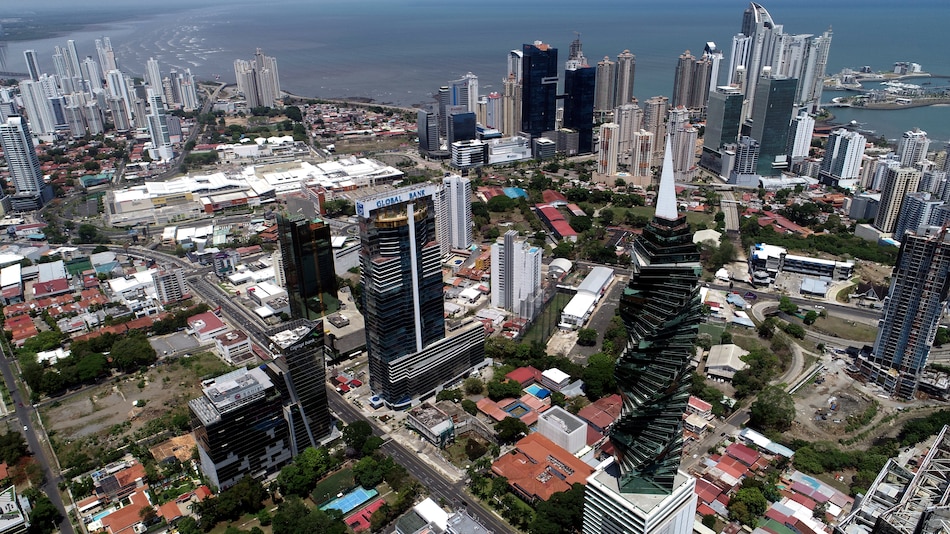 Barclays alerta: Panamá ganó tiempo para no perder el grado de inversión de Moody’s, pero sigue el riesgo