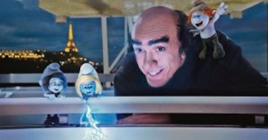 Los pitufos visitan París
