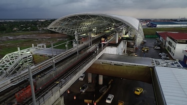 Presidente Varela realiza recorrido de prueba en línea 2 del Metro