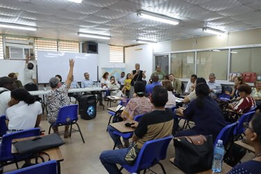 Estudiantes de la escuela Elena Ch. de Pinate entrarán de manera alternada a partir del  25 de marzo