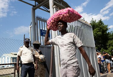 Tímida reanudación de actividades en capital haitiana tras operativos contra bandas