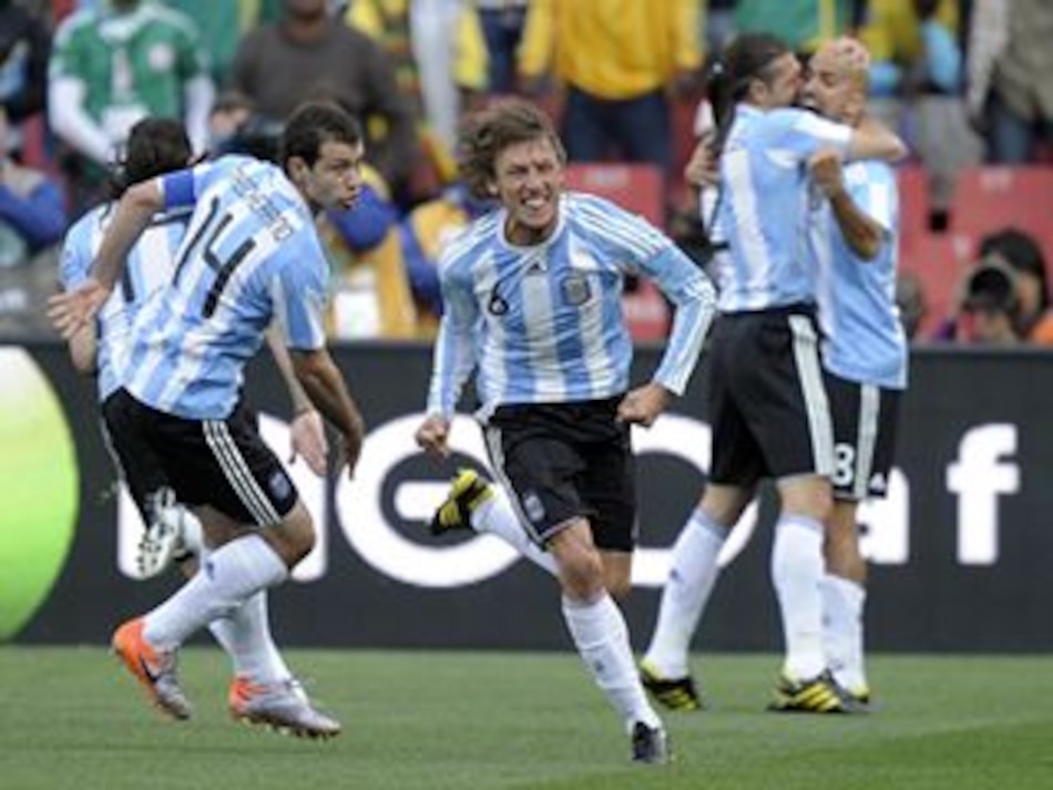 Argentina vence 1-0 a Nigeria y construye su ilusión