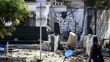 Gobierno atribuye a guerrilla ELN atentados contra policía en Colombia