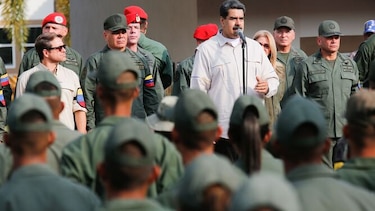 Maduro ordena capturar a cualquier 'traidor' en la Fuerza Armada