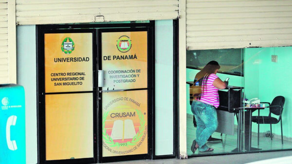 El Centro Regional Universitario de San Miguelito funciona en las instalaciones de La Gran Estación, estructura que según las autoridades universitarias no reúne las c
