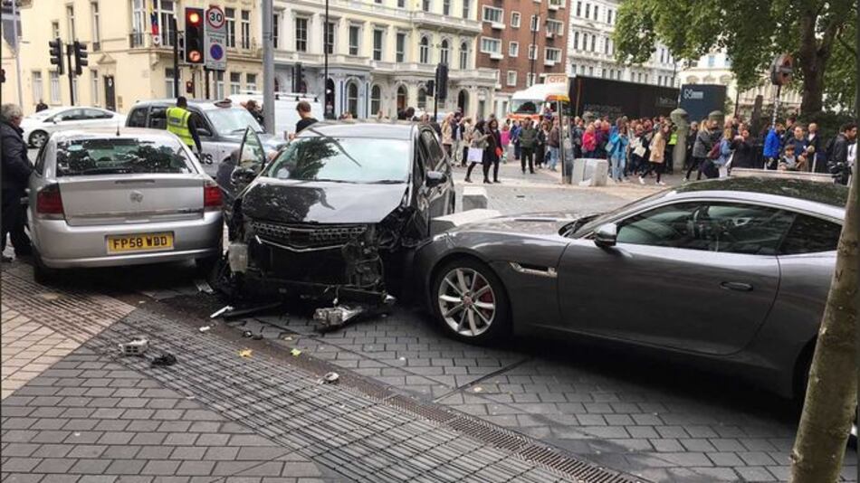 Policía británica dice que el incidente automovilístico no es acto terrorista