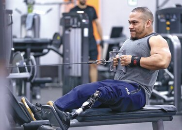 Rey se mantiene en forma