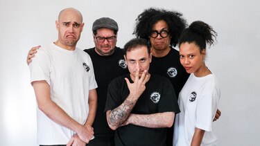 ‘Sin vergüenza’, una obra de improvisación teatral