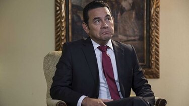 Traspaso presidencial en Guatemala en medio de zozobra política