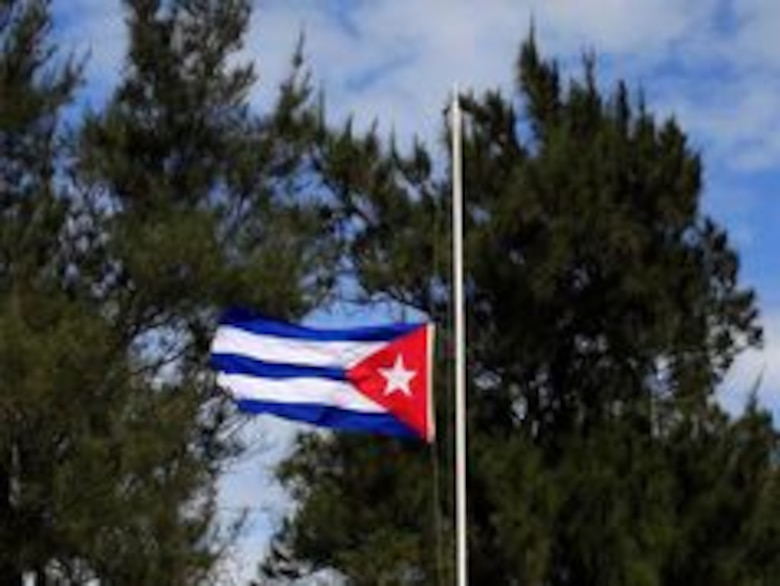 Festejos y pesar tras la muerte de Fidel Castro a los 90 años de edad